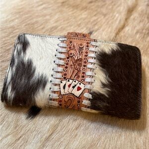 Cowhide Leather Wallet with Card Design